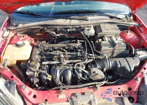 2007 Ford Focus Zx5/S/Se/Ses from USA, damaged, VIN 1FAFP37NX7W300523